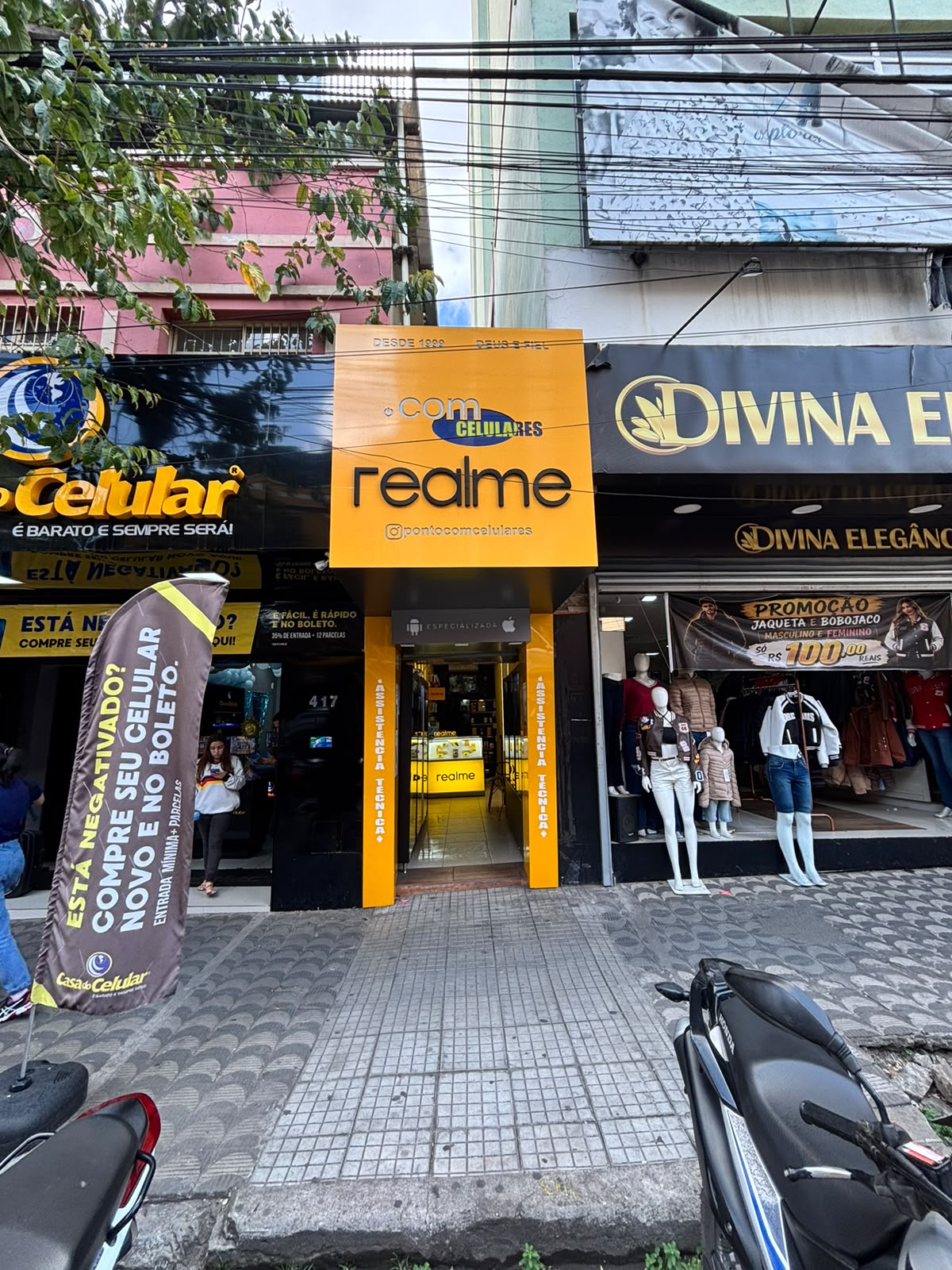 Interior da Loja Ponto Com Celulares 8