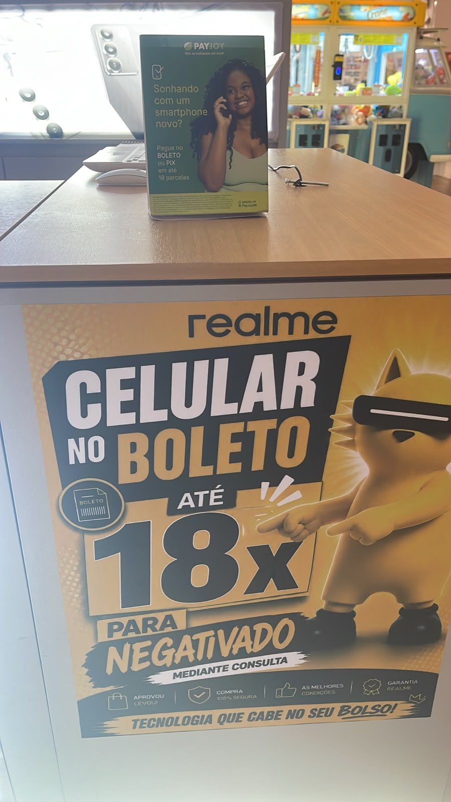 Interior da Loja Ponto Com Celulares 5